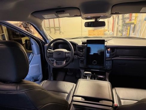 Used 2024 Ford F150 Lightning Flash image 7