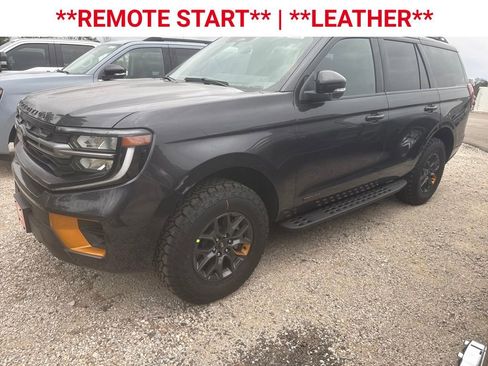 New 2026 Ford Expedition Tremor image 3