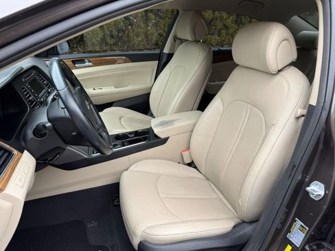 Used 2015 Hyundai Sonata Limited image 10