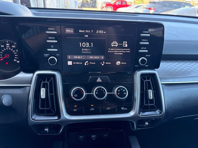 Certified 2023 Kia Sorento LX FWD image 13