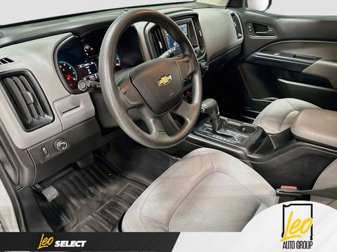 Used 2019 Chevrolet Colorado W/T RWD image 12