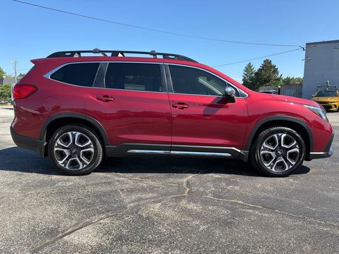 Used 2023 Subaru Ascent Limited w/ Technology Package AWD/4WD image 6