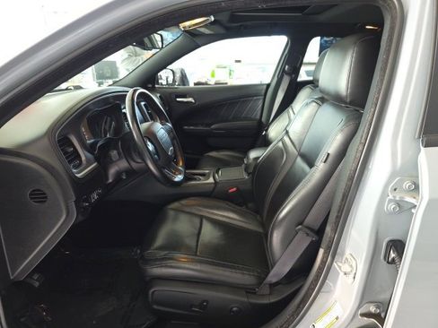 Used 2022 Dodge Charger SXT w/ Plus Group image 13
