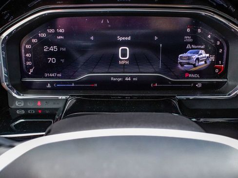 Used 2024 GMC Sierra 1500 Elevation image 16