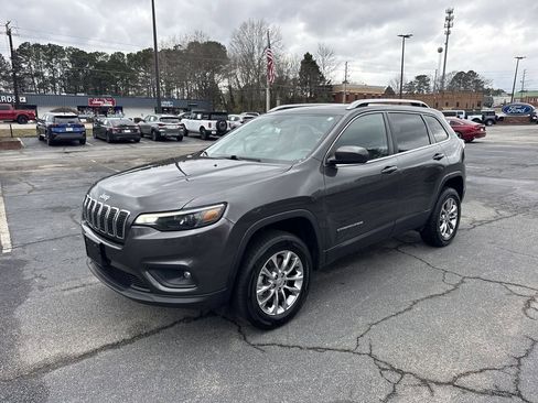 Used 2021 Jeep Cherokee Latitude Lux w/ Sun & Sound Group image 3