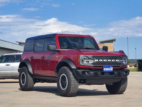 New 2026 Ford Bronco Badlands AWD/4WD image 2