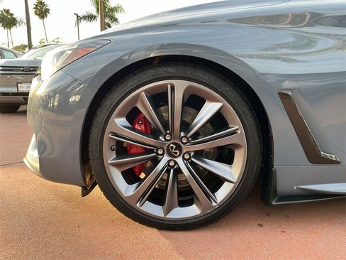 Used 2022 INFINITI Q60 Red Sport 400 w/ Carbon Fiber Package image 33