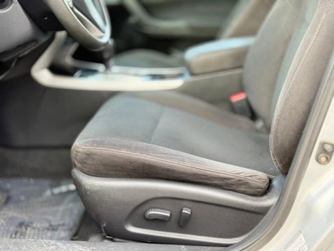 Used 2014 Nissan Altima 2.5 S FWD image 10