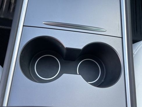 Used 2023 Tesla Model 3 Performance image 33