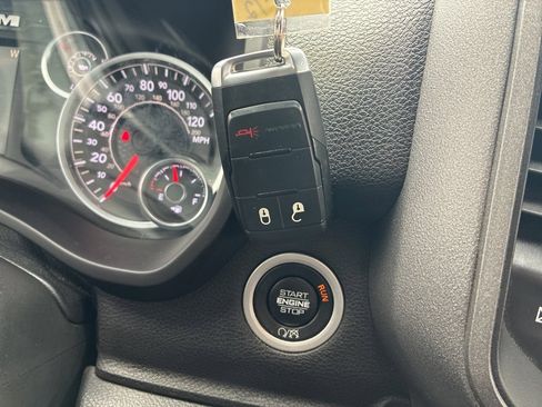 Used 2022 RAM 2500 Tradesman image 28