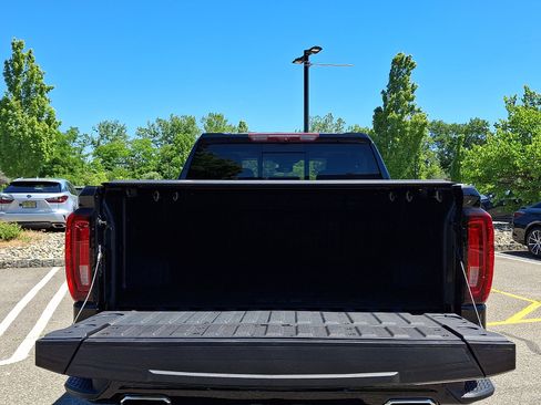 Used 2024 GMC Sierra 1500 Denali w/ Denali Reserve Package AWD/4WD image 29