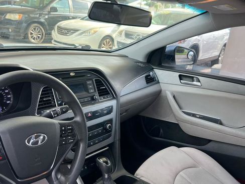 Used 2015 Hyundai Sonata SE FWD image 8
