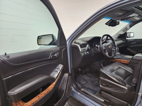 Used 2016 Chevrolet Suburban LTZ image 11