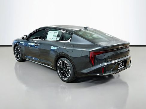 New 2025 Kia K4 GT-Line image 5