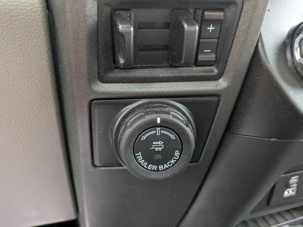 Used 2022 Ford F250 XL w/ STX Appearance Package AWD/4WD image 13
