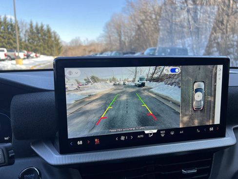 Used 2025 Ford Explorer ST-Line image 18