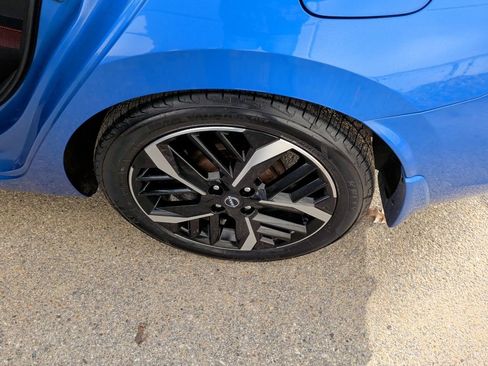 Used 2023 Nissan Versa SR w/ Trunk Package image 10