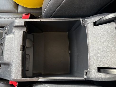 Used 2025 Ford Bronco Badlands image 40