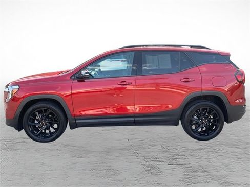 Used 2023 GMC Terrain SLT w/ Tech Package AWD/4WD image 6