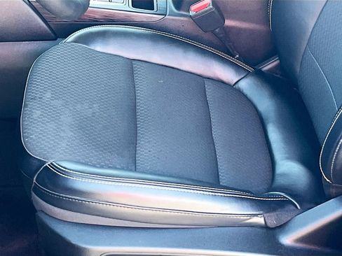 Used 2023 Ford Escape SE FWD image 19