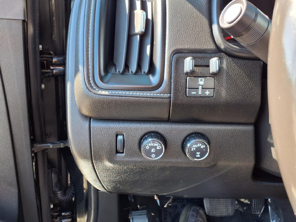 Used 2020 GMC Canyon Denali AWD/4WD image 17