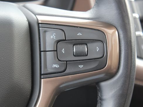 Used 2021 Chevrolet Tahoe High Country w/ Premium Package AWD/4WD image 9