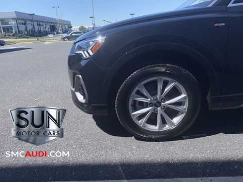 Certified 2025 Audi Q3 2.0T Premium Plus w/ Premium Plus Package image 37