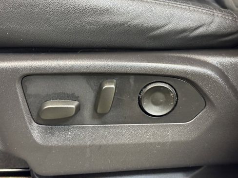 Used 2024 Chevrolet Silverado 1500 ZR2 w/ Technology Package image 12