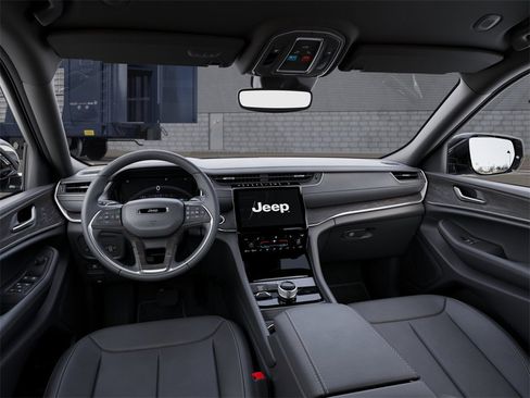 New 2025 Jeep Grand Cherokee Limited w/ Black Appearance Package image 14