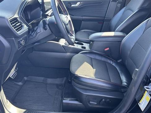 Used 2023 Ford Escape ST-Line Select w/ Tech Pack #1 AWD/4WD image 12