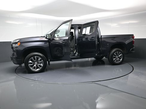 Used 2022 Chevrolet Silverado 1500 RST image 19