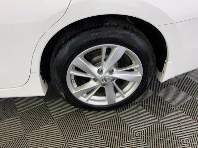 Used 2015 Nissan Altima 2.5 SV w/ Convenience Package FWD image 11