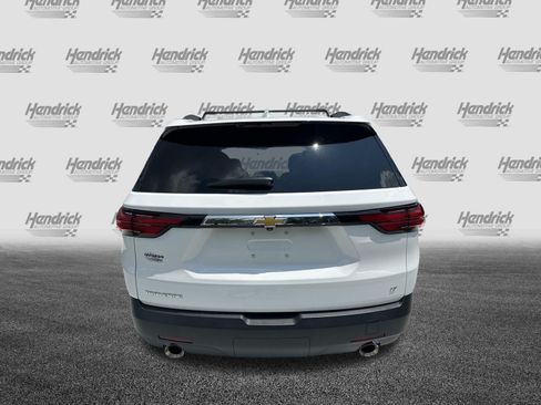 Used 2023 Chevrolet Traverse LT FWD image 9