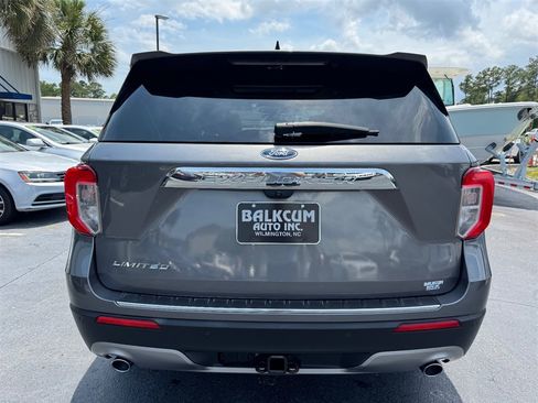 Used 2021 Ford Explorer Limited w/ Equipment Group 301A RWD image 7