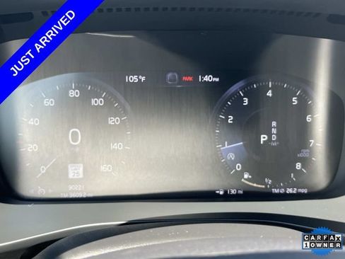 Used 2021 Volvo XC40 T5 Momentum w/ Premium Package AWD/4WD image 36