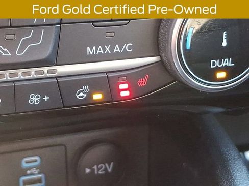 Used 2022 Ford Escape Titanium image 30