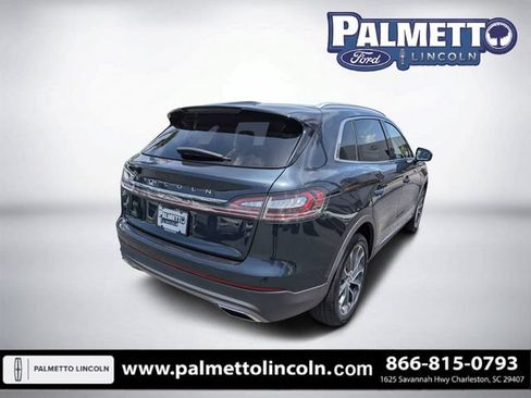 Used 2021 Lincoln Nautilus Reserve FWD image 3