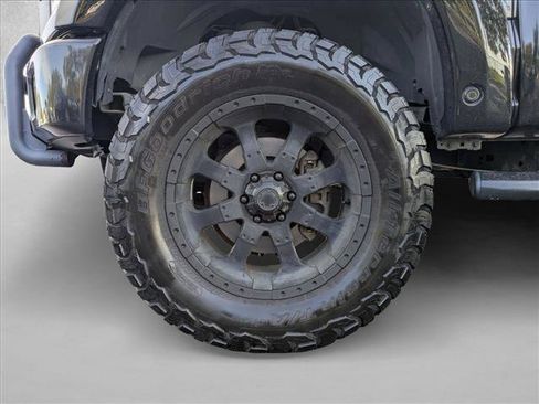Used 2015 Ford F150 Lariat w/ Equipment Group 502A Luxury AWD/4WD image 13