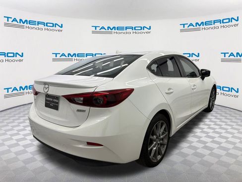 Used 2018 MAZDA MAZDA3 Grand Touring image 5