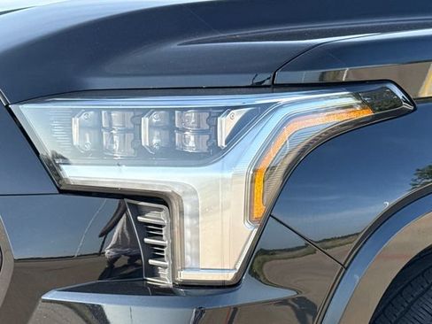 Used 2024 Toyota Sequoia Capstone AWD/4WD image 4