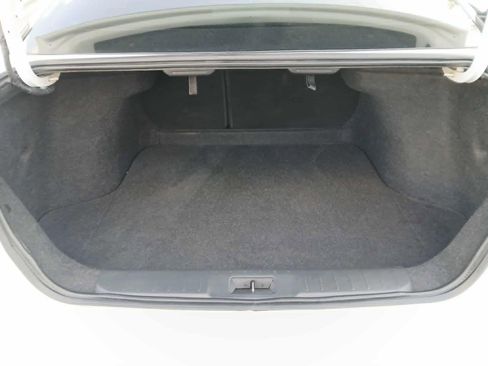 Used 2022 Nissan Sentra SV w/ Trunk Package FWD image 17