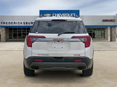 Used 2022 GMC Acadia AT4 w/ Technology Package image 4