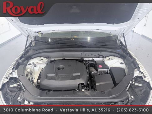 Used 2020 Volvo XC60 T5 Inscription w/ Protection Package Premier AWD/4WD image 8