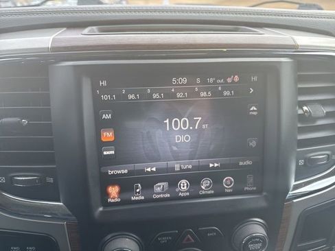 Used 2014 RAM 2500 Laramie w/ Convenience Group image 17