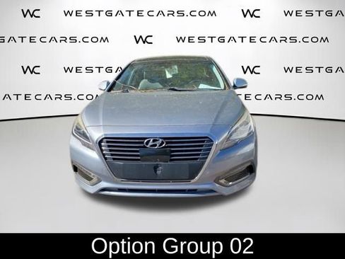 Used 2017 Hyundai Sonata Limited w/ Ultimate Package 02 image 2