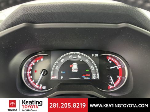 Used 2025 Toyota RAV4 XLE Premium image 25