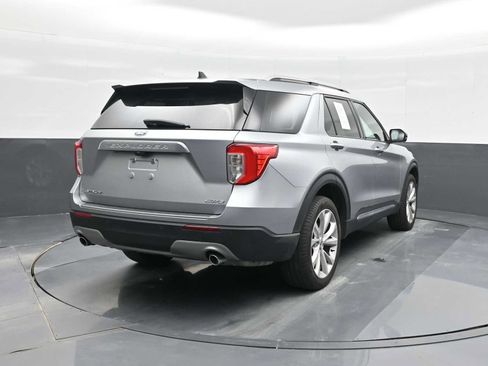Used 2022 Ford Explorer Platinum w/ Technology Package image 5