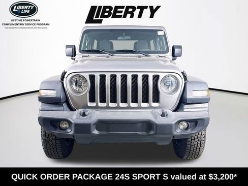 Used 2018 Jeep Wrangler Unlimited Sport S image 2