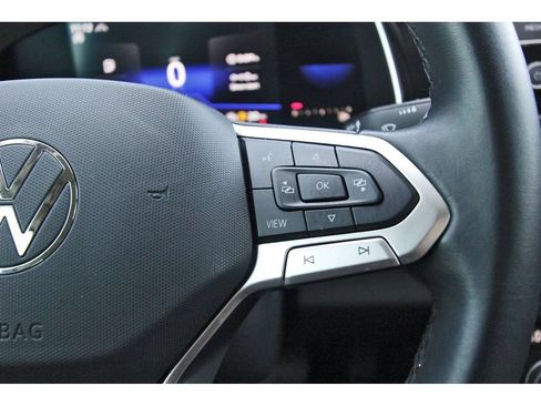 Used 2022 Volkswagen Jetta SE FWD image 19