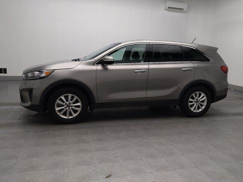 Used 2019 Kia Sorento L image 2